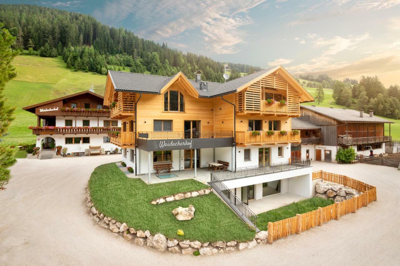 Waidacherhof Apartments Braies  Kültér fotó
